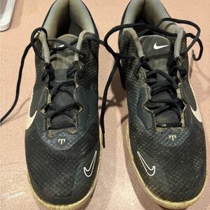 Nike Men's Black Athletic Shoes